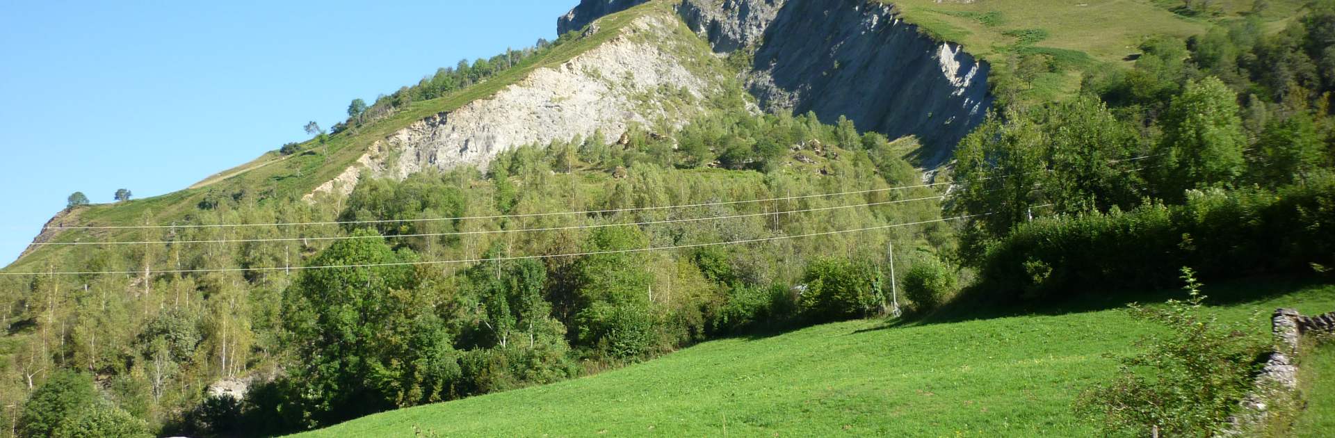 Ancien glissement de terrain du Pleysse - Pyrénées-Atlantiques, France